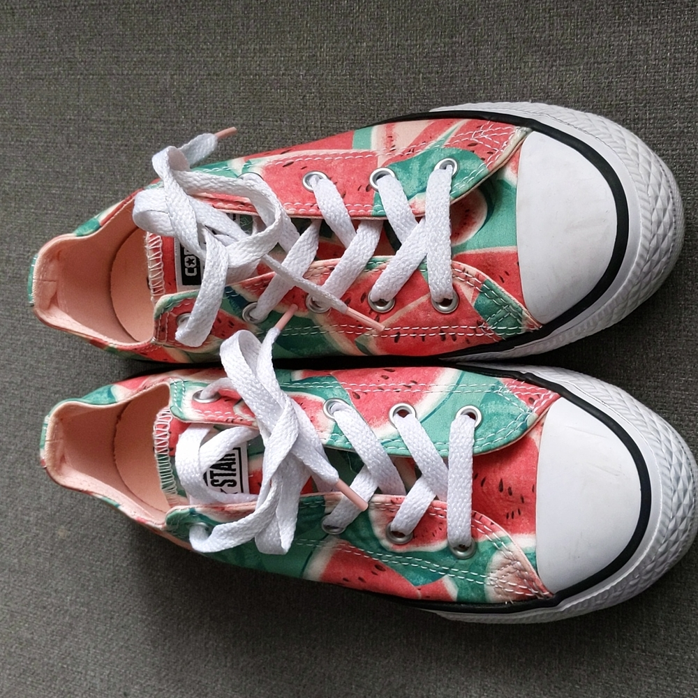 Watermelon Converse Low Tops sz 3
